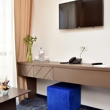 Готель Stavros 4*