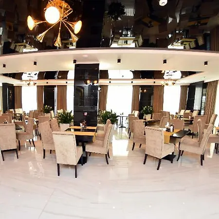 Готель Stavros 4*